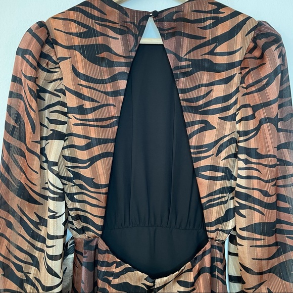 LPA x REVOLVE Deirdre Dress in Tiger Stripe - Picture 6 of 15